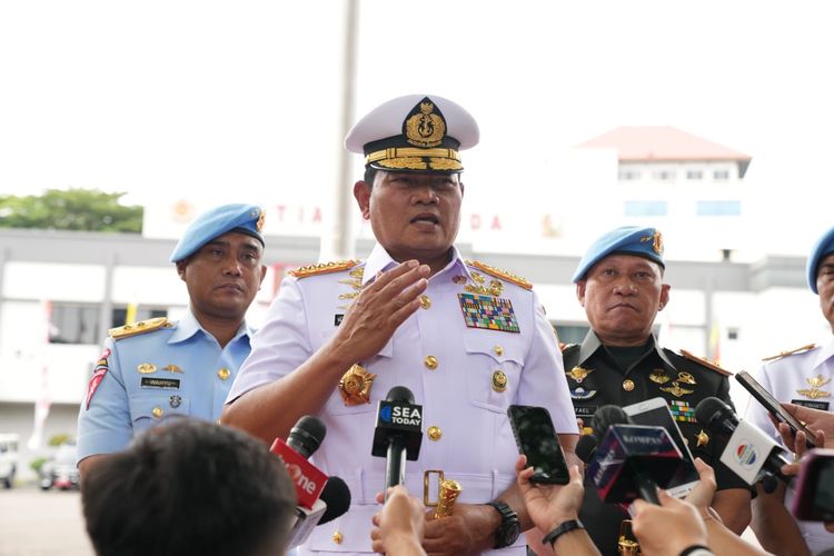 Panglima TNI Laksamana Yudo Margono di Mako Paspampres, Jakarta, Senin (27/2/2023)