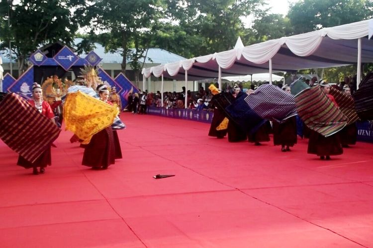 Sultra Tenun Karnaval di Sulawesi Tenggara Digelar untuk Majukan Pariwisata