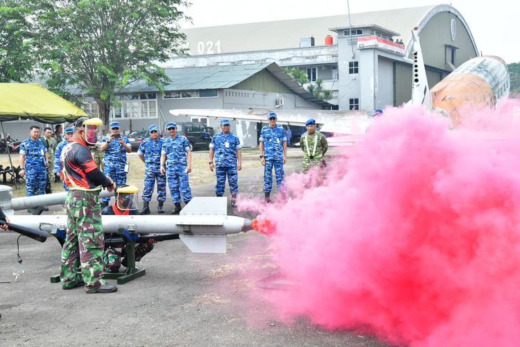 TNI AU Siapkan F-16 hingga Hawk dengan Asap Merah Putih untuk Demo Udara HUT Ke-81 RI