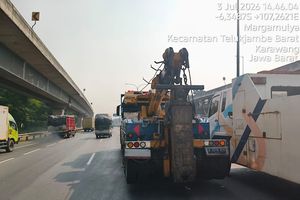 Evakuasi Kecelakaan Beruntun di Tol Japek KM 46 Berlangsung 8 Jam