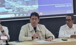 Purbaya Bantah Pertumbuhan Ekonomi 5,61 Persen Hanya Efek Basis Rendah