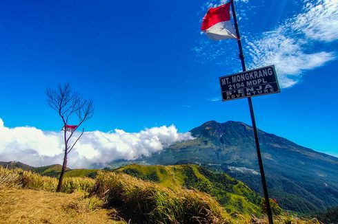 Puncak Bukit Mongkrang Tawangmangu yang Sebenarnya, Pernah ke Sana?