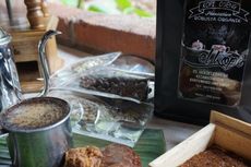 Kopi Utek, Rasakan Pahitnya Kopi dan Manisnya Nira...  