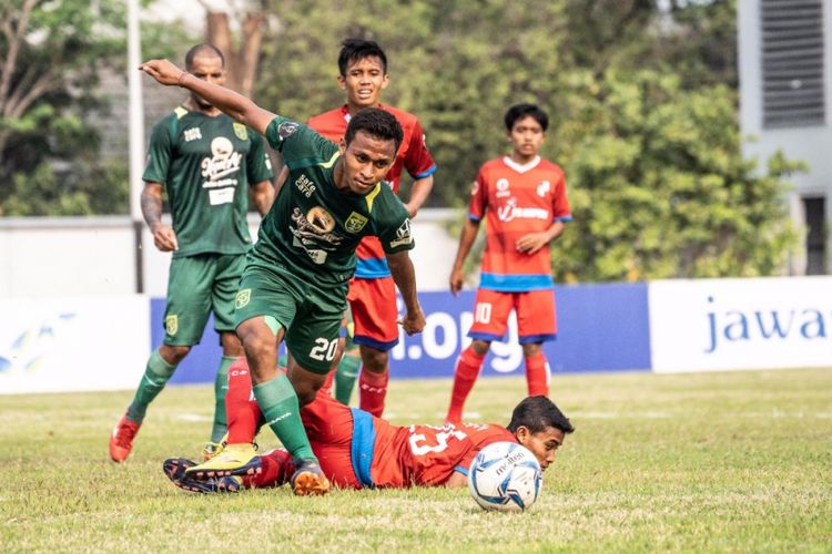 Penyerang sayap Persebaya Surabaya, Osvaldo Haay.