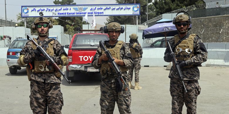 Pasukan Khusus Taliban Tangkap dan Tutup Mata Terduga Anggota ISIS - Vimarsana News