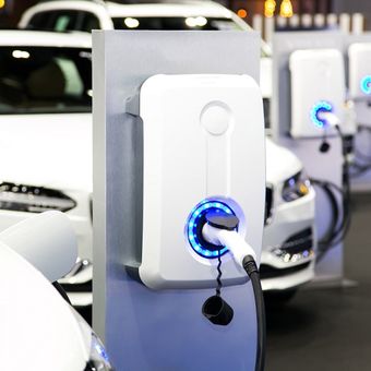 Ilustrasi kendaraan listrik.