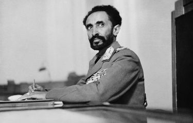 Biografi Tokoh Dunia: Haile Selassie, "Tuhan-nya" Kaum Rastafari
