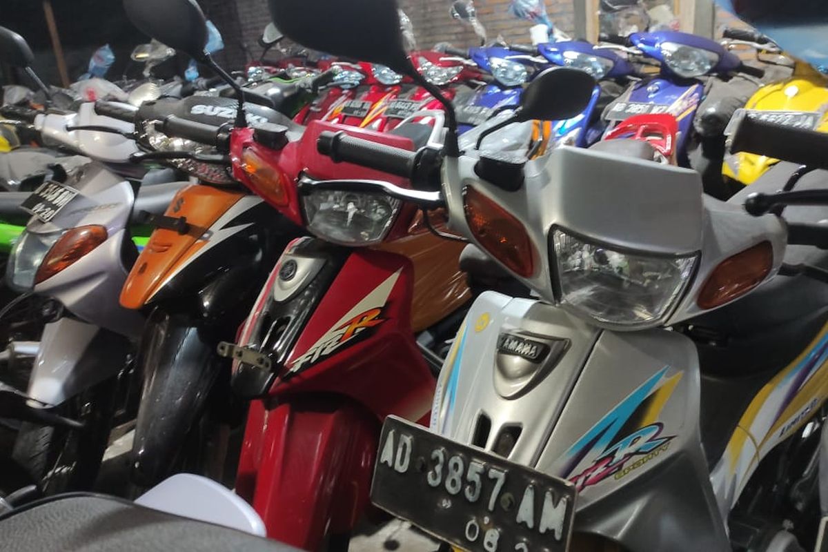 Koleksi motor milik Sakriantoro pengusaha asal Sukoharjo