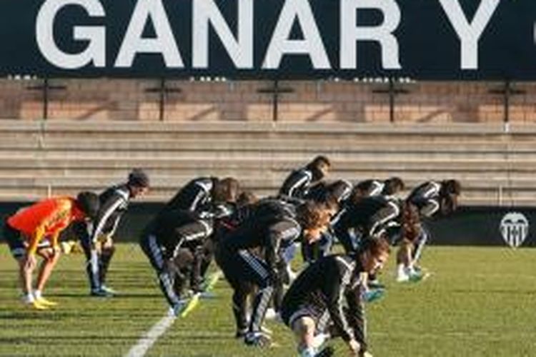 Sesi latihan Valencia pada Sabtu (3/1/2015).