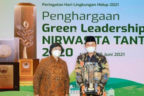 Terima Penghargaan Green Leadership, Walkot Maidi: Jadi Kado Ulang Tahun Kota Madiun