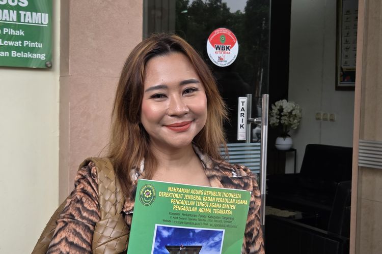 Hadirkan Ayah dan Adik sebagai Saksi, Chikita Meidy Beberkan Rincian Finansial yang Terhenti
