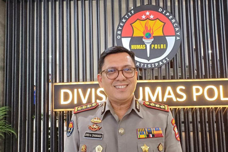 Kepala Bagian Penerangan Umum (Kabag Penum) Divisi Humas Polri Kombes Erdi Adrimulan Chaniago di Mabes Polri, Jakarta, Rabu (3/1/2024).