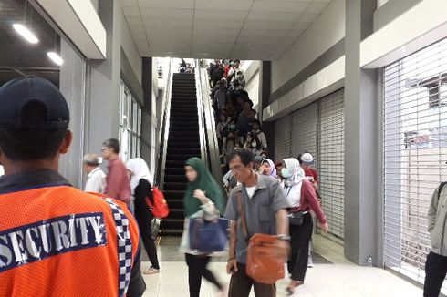 Jeritan Penumpang KRL Tangerang-Duri dan Jawaban PT KCI