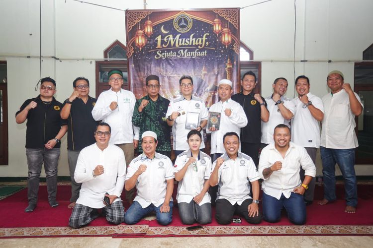 Komunitas Mercedes-Benz W211 Gelar Aksi Sosial