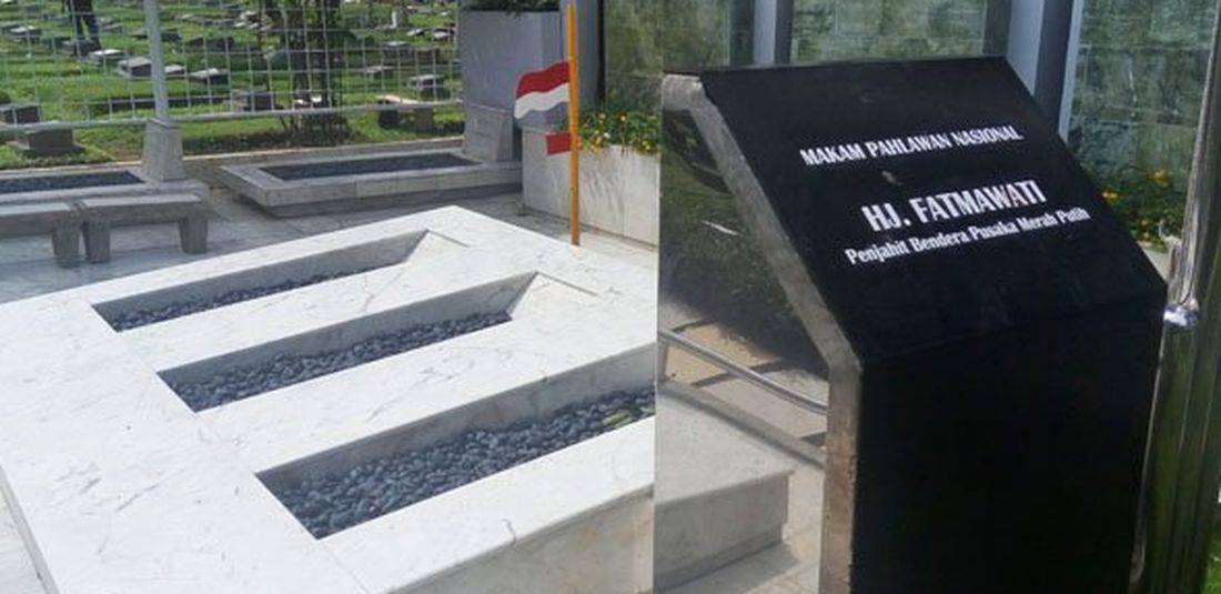 Makam Fatmawati Soekarno di TPU Karet Bivak, Jakarta.