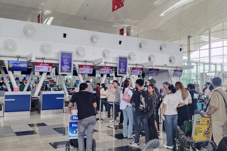 Penerbangan ke Luar Negeri di Bandara Kualanamu Dibatalkan Akibat Erupsi Sinabung, Pekerja di Jepang Terdampak