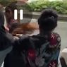 Video Viral 2 Perempuan Berkelahi di Trotoar Kota Ambon, Warga Berusaha Melerai