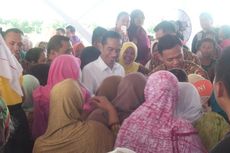 Gara-gara Sebut Jokowi Ganteng, Ibu Ini Dapat Hadiah