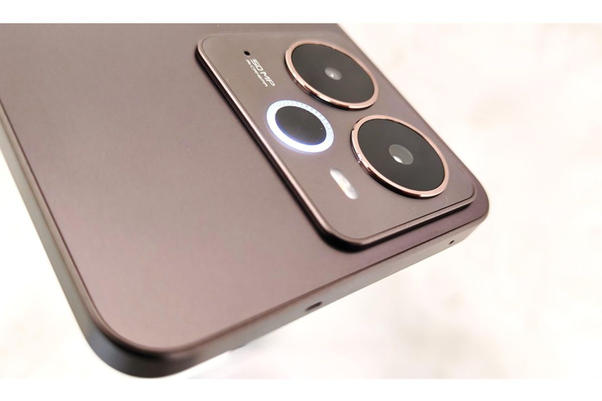 realme 14 5G.