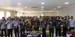 Kegiatan pembekalan pengadaan barang dan jasa yang digelar Pemkab Brebes di aula lantai 5 Kantor Pemerintahan Terpadu (KPT) Brebes, Kamis (23/4/2026).