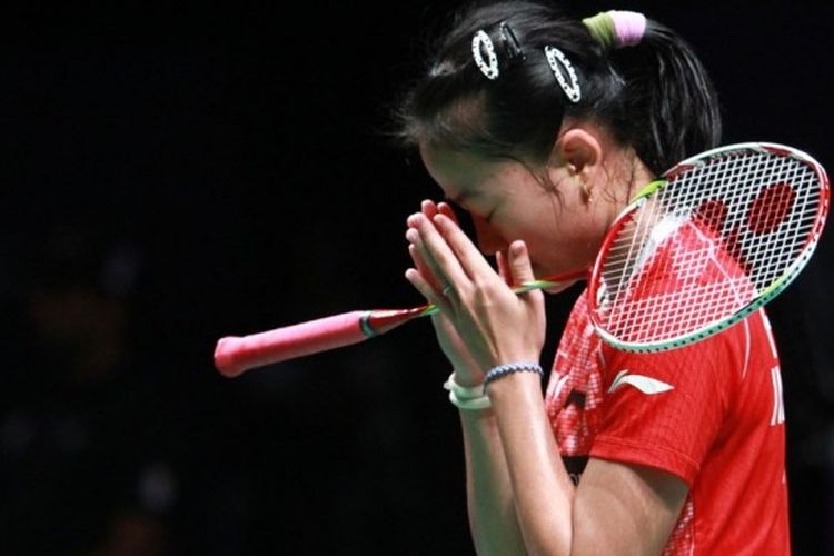 Pebulu tangkis tunggal putri nasional, Fitriani, bereaksi seusai menjalani pertandingan melawan Pusarla Venkata Sindhu (India) pada laga babak penyisihan grup 1D Piala Sudirman di Carrara Indoor Sports Stadium, Gold Coast, Australia, Selasa (23/5/2017).
