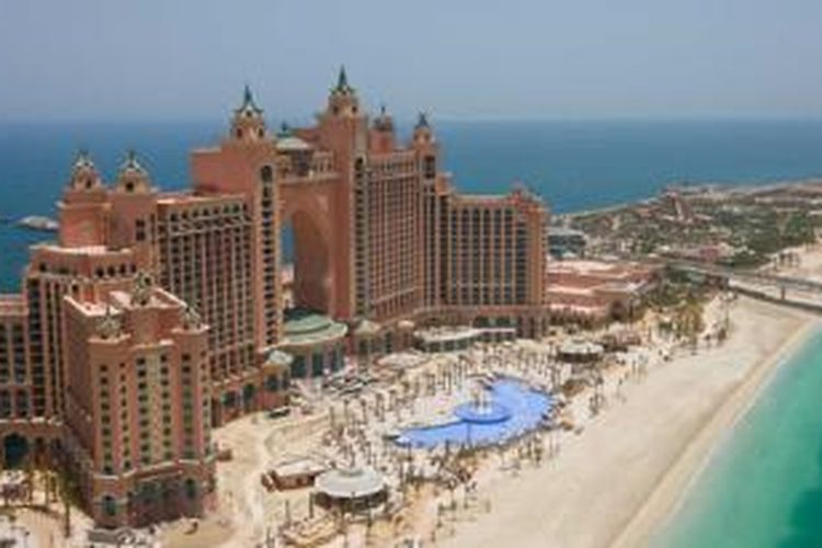 The Atlantis Resort resmi berpindah tangah.