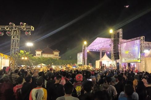 Izin Dicabut, Konser Dangdut yang Digelar Wakil Ketua DPRD Tegal Terus Berjalan, Dihadiri Ribuan Orang