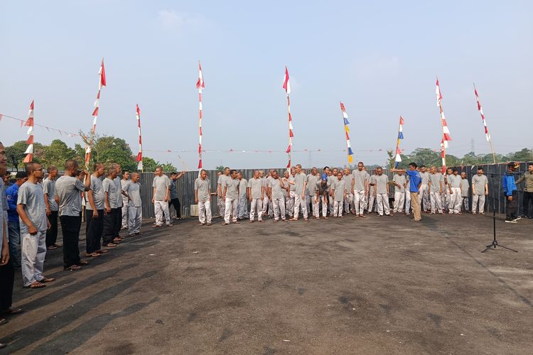 “Merdeka dari Penyakit”, 85 ODGJ di Bekasi Rayakan HUT RI dengan Upacara dan Lomba