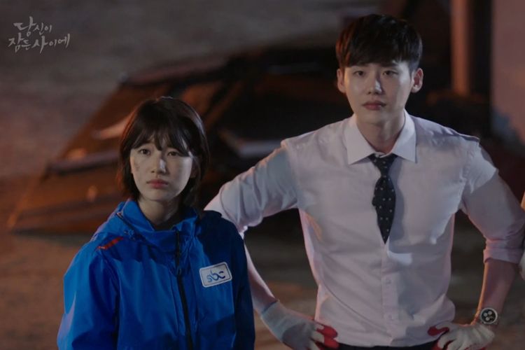 Bae Suzy dan Lee Jong Suk dalam serial drama fantasi While You Were Sleeping.