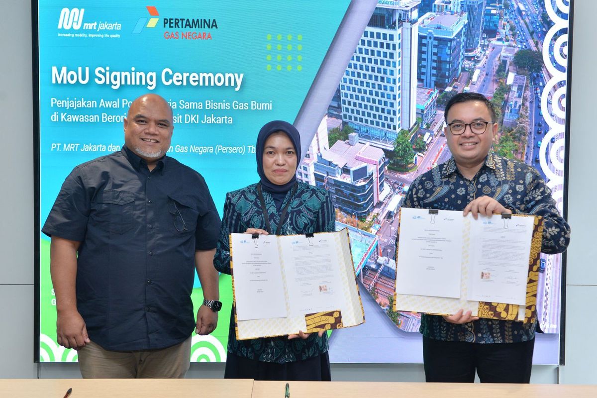 PT Perusahaan Gas Negara (PGN) menandatangani Memorandum of Understanding (MoU) dengan PT MRT Jakarta untuk bekerjasama memperluas pemanfaatan jaringan gas kota di sepanjang jalur Kawasan Berorientasi Transit atau Transit Oriented Development (TOD) MRT di Jakarta, Selasa (20/02/2024).