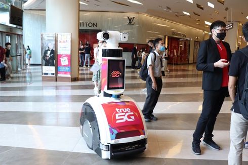 Normal Baru, Robot Patroli Tegur Pengunjung Pusat Perbelanjaan