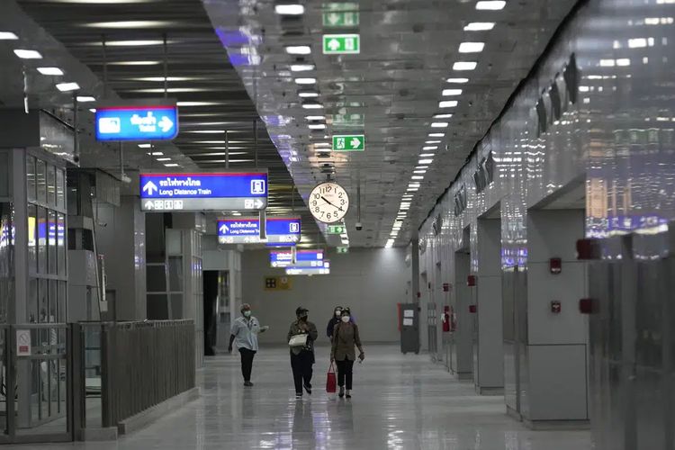 Bang Sue Grand Station di Bangkok, Thailand resmi beroperasi, Kamis (19/1/2023). Stasiun itu kini menjadi yang terbesar se-Asia Tenggara.