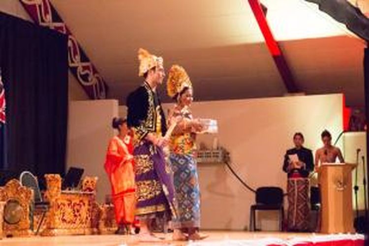 Indonesia Day di Wellington, Selandia Baru, Sabtu (28/8/2015), dihadiri ratusan warga Indonesia, warga Selandia Baru serta warga asing lainnya. Juga datang, para duta besar dan perwakilan negara sahabat.