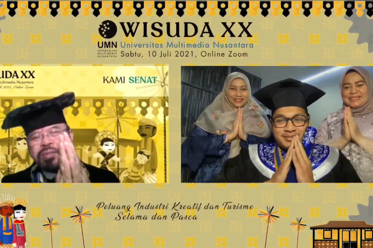 Ninok Leksono, Rektor Universitas Multimedia Nusantara mewisuda 336 wisudawan dalam acara Wisuda XX UMN yang dilaksanakan secara daring pada Sabtu, 10 Juli 2021.