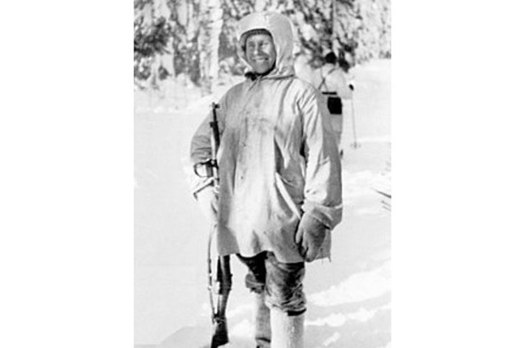 Simo Hayha (1905-2002), penembak jitu Finlandia yang bertempur melawan Tentara Uni Soviet pada 1939.