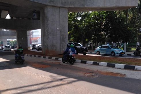  Jalan Berlubang di Bawah Stasiun MRT Sebabkan Kecelakaan, Pemprov DKI Janji Perbaiki
