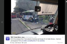 Dua Transjakarta Gandeng dan Dua Kopaja AC Tabrakan Beruntun di Monas