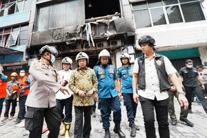 Mendagri Ungkap Damkar Tiba di TKP Kebakaran Terra Drone dalam 7 Menit, Selamatkan 19 Orang