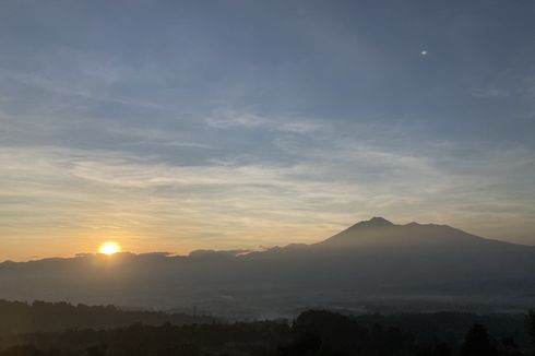 Rute ke Pasirjaya Cigombong, Spot Terbaik Melihat Golden Sunrise di Bogor