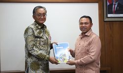 Temui Menteri PU, Gubernur Riau Minta Dukungan Pembangunan Infrastruktur Prioritas 