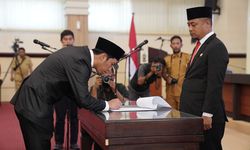 Guru Besar Unhas Sebut Gubernur Andi sebagai Simbol Pemimpin Demokratis