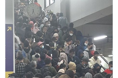 Ramai soal Penumpang Menumpuk di Stasiun Manggarai, Ini Kata KCI hingga Kemenhub