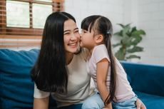 4 Tips Menjadi Ibu yang Bahagia dan Berpengaruh Positif pada Anak