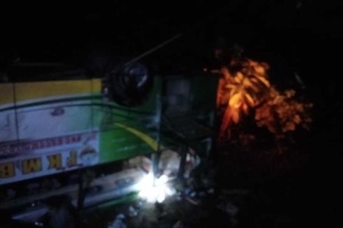 Kronologi Kecelakaan Bus Pemudik di Padang yang Tewaskan 2 Orang, Diduga Sopir Tak Tahu Medan