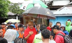 Pemprov Sulut Serahkan Bantuan untuk Korban Banjir