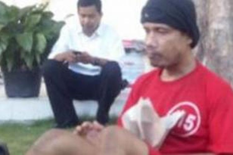 Sumari (40), warga Jalan Panduk II Surabaya yang dituduh mencabuli 19 anak laki-laki.  