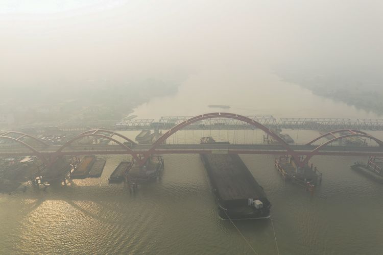 Indonesia Izinkan Malaysia Bantu Padamkan Karhutla, Ada 3 Heli dan 1 Pesawat
