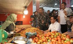 Kunker ke Manado, Mendag Budi Santoso Pastikan Indonesia Timur Siap Sambut Nataru