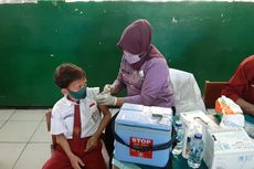 Peserta Vaksinasi Anak Usia 6-11 Tahun di Pademangan Lampaui Target di Hari Pertama