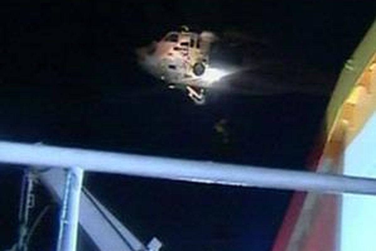 Pasukan Israel yang diangkut oleh helikopter diturunkan untuk menyerang kapal pengangkut bantuan kemanusiaan yang berada 65 kilometer di lepas pantai Gaza 